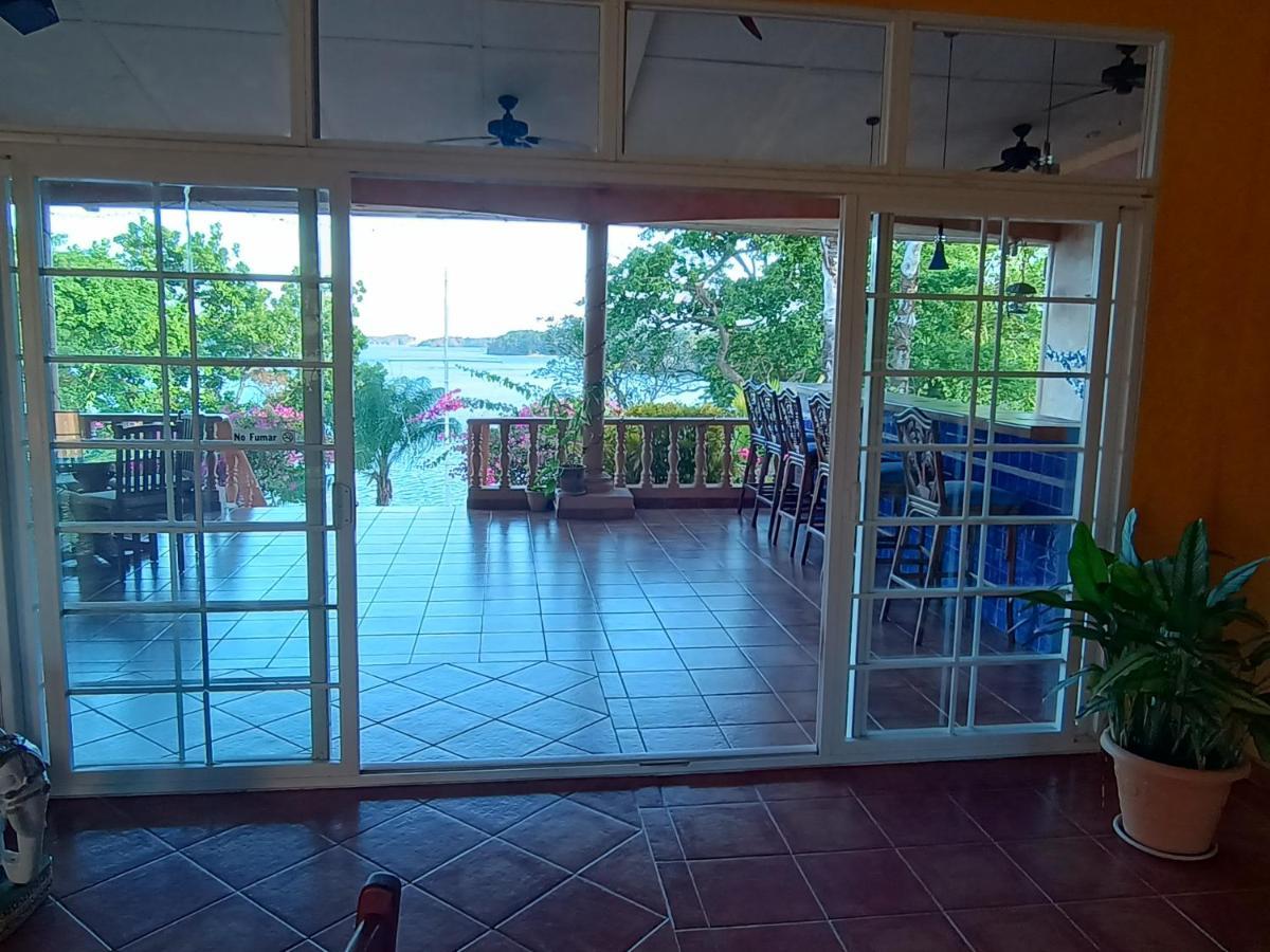 Gone Fishing Panama Resort Бока Чика Екстериор снимка
