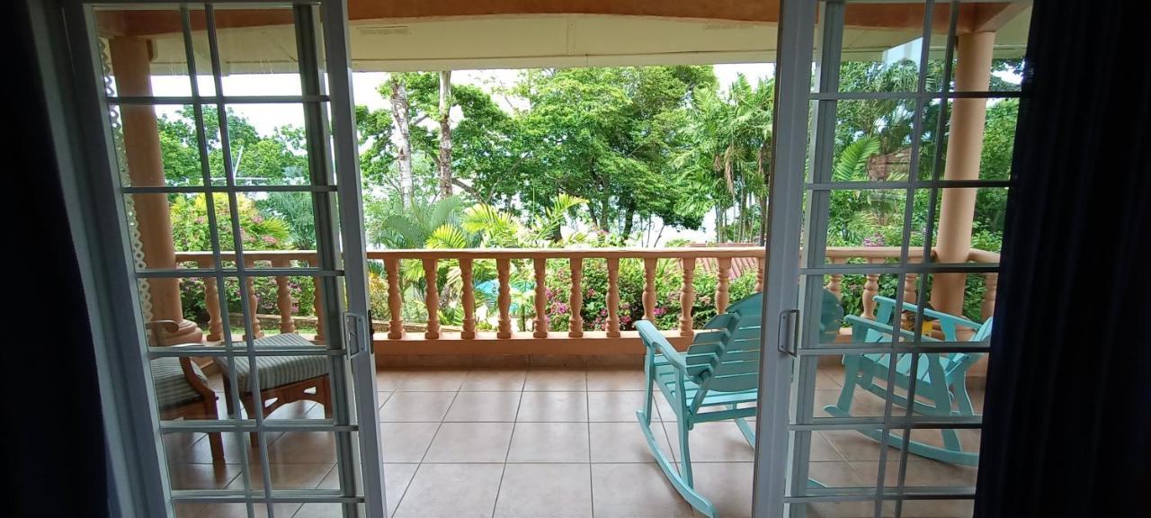 Gone Fishing Panama Resort Бока Чика Екстериор снимка